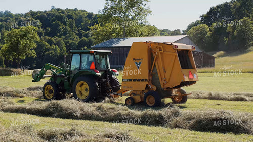 Baling Hay 295216