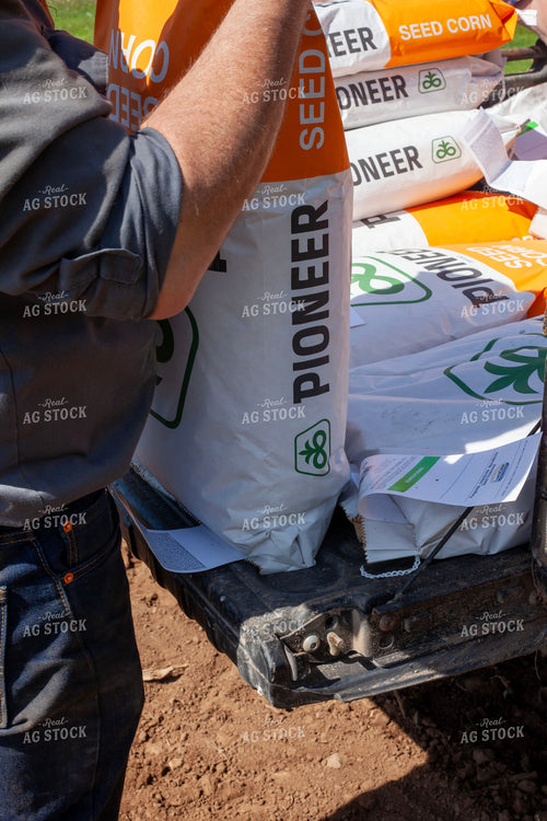 Loading Pioneer Seed Bags 132020