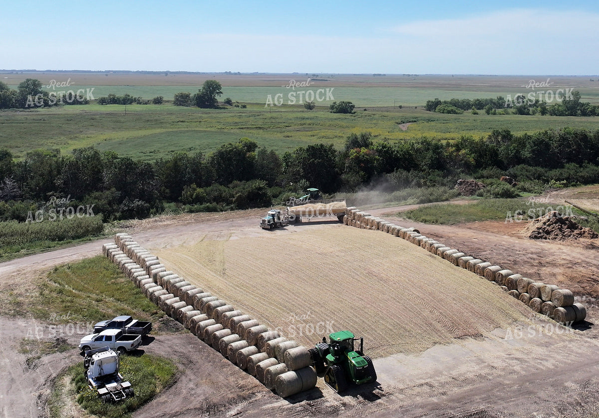 Packing Silage Pile 141759