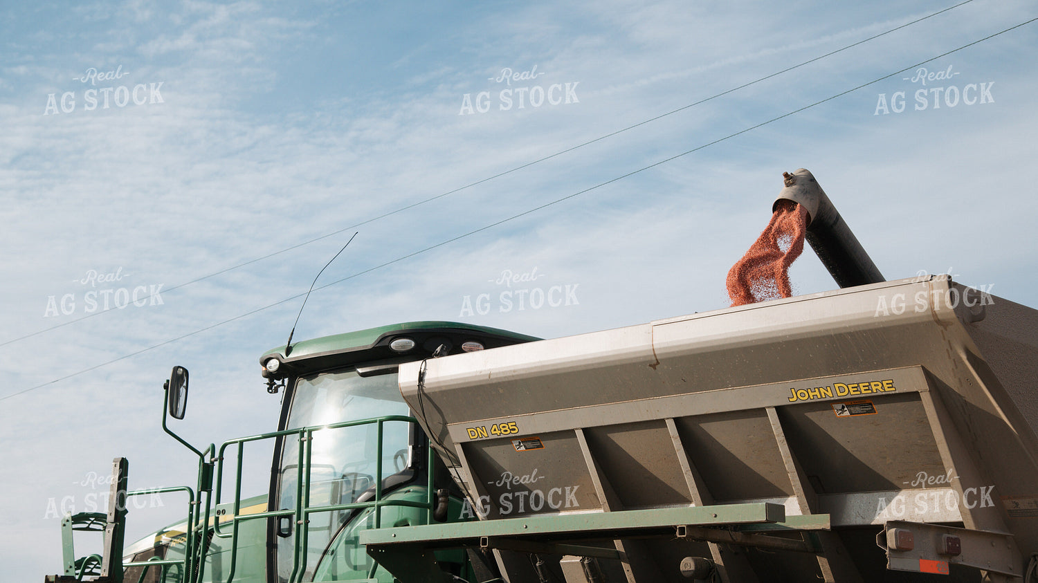 Loading Dry Fertilizer 26129