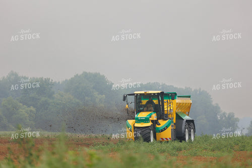 Spreading Manure 295066