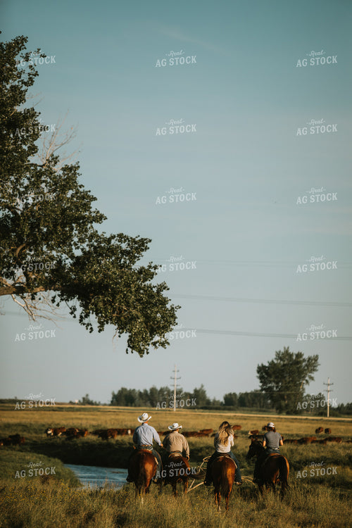 Ranchers on Horses 6384