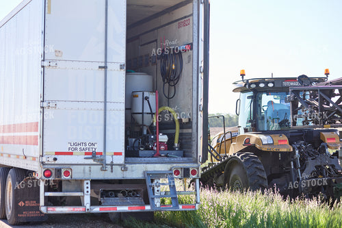 Loading the Sprayer 216000