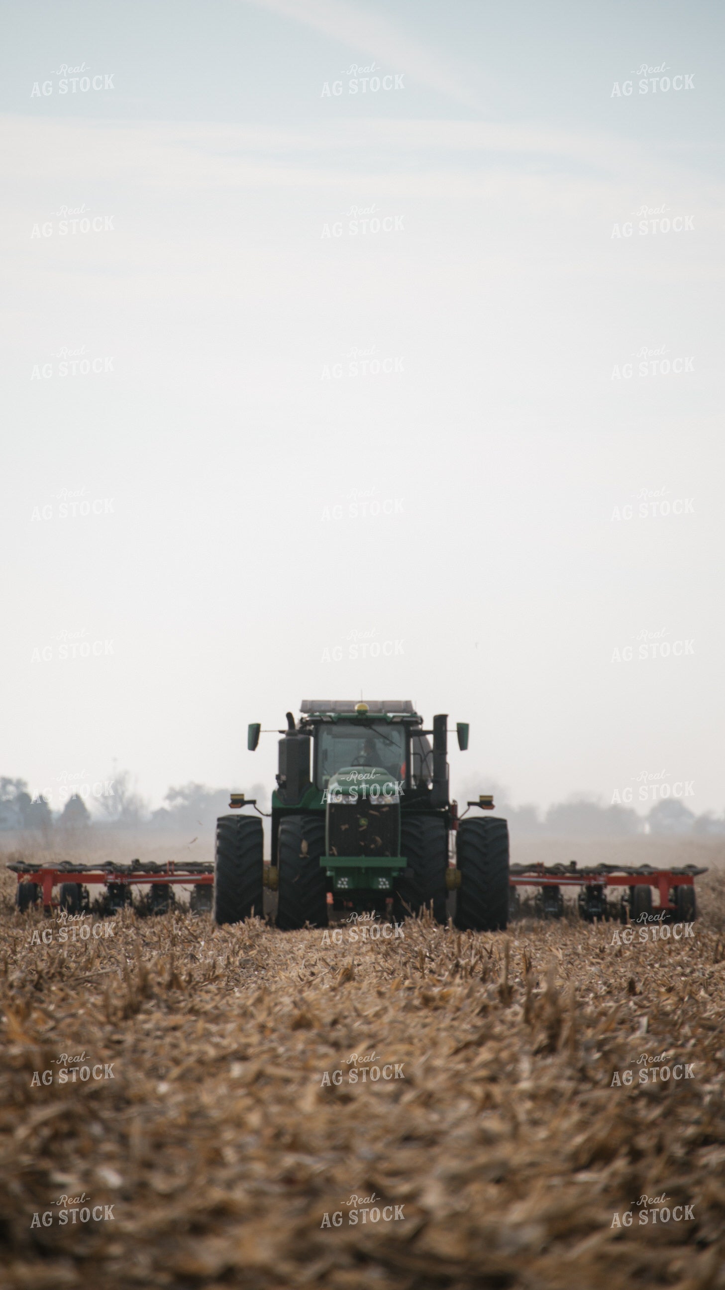 Applying Anhydrous 26135