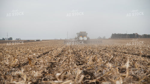 Applying Anhydrous and Dry Fertilizer 26138