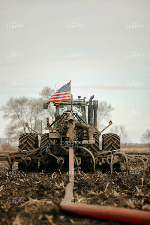 Injecting Manure 152936