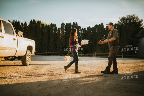 Farm Wife Delivering Field Meals 5053
