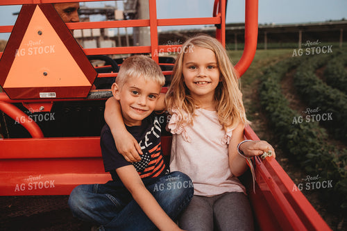 Farm Kids in UTV 4629