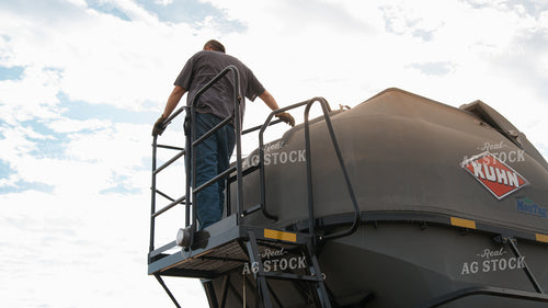 Loading Dry Fertilizer 26169