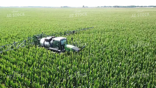 Aerial of Y-Dropping Fertilizer in Corn 79205