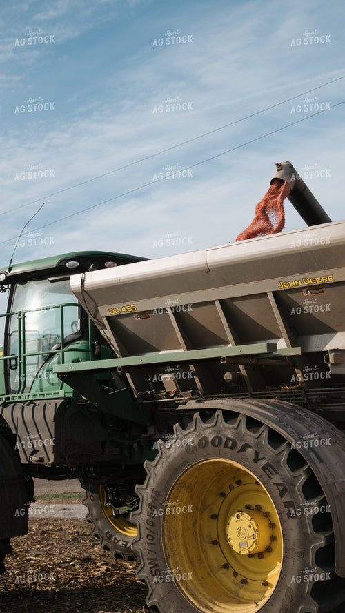 Loading Dry Fertilizer 26128