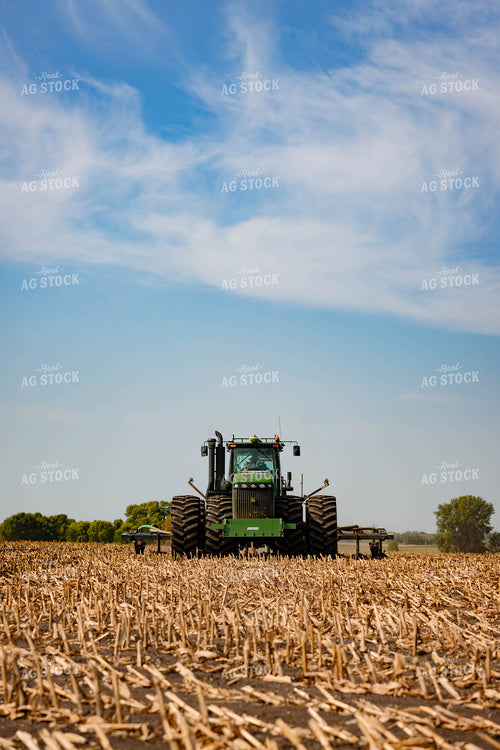 Injecting Manure 152315
