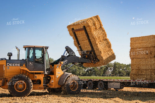 Stacking Wheat Straw Bales 152578