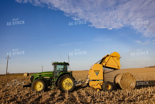 Making Corn Stalk Bales 152363