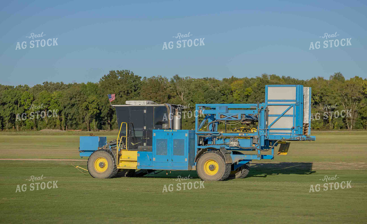 Turf Harvest 291031