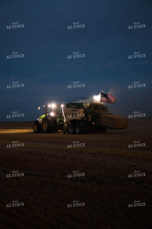 Baling Wheat Straw 152588