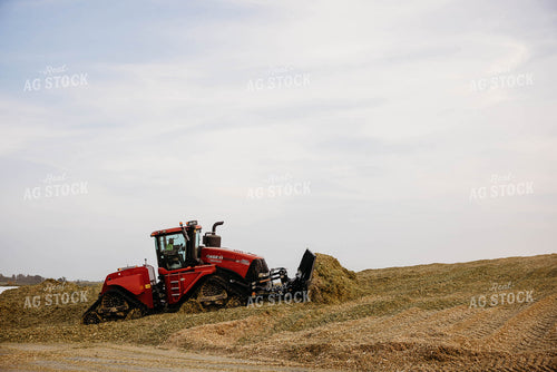 Packing Silage 152028