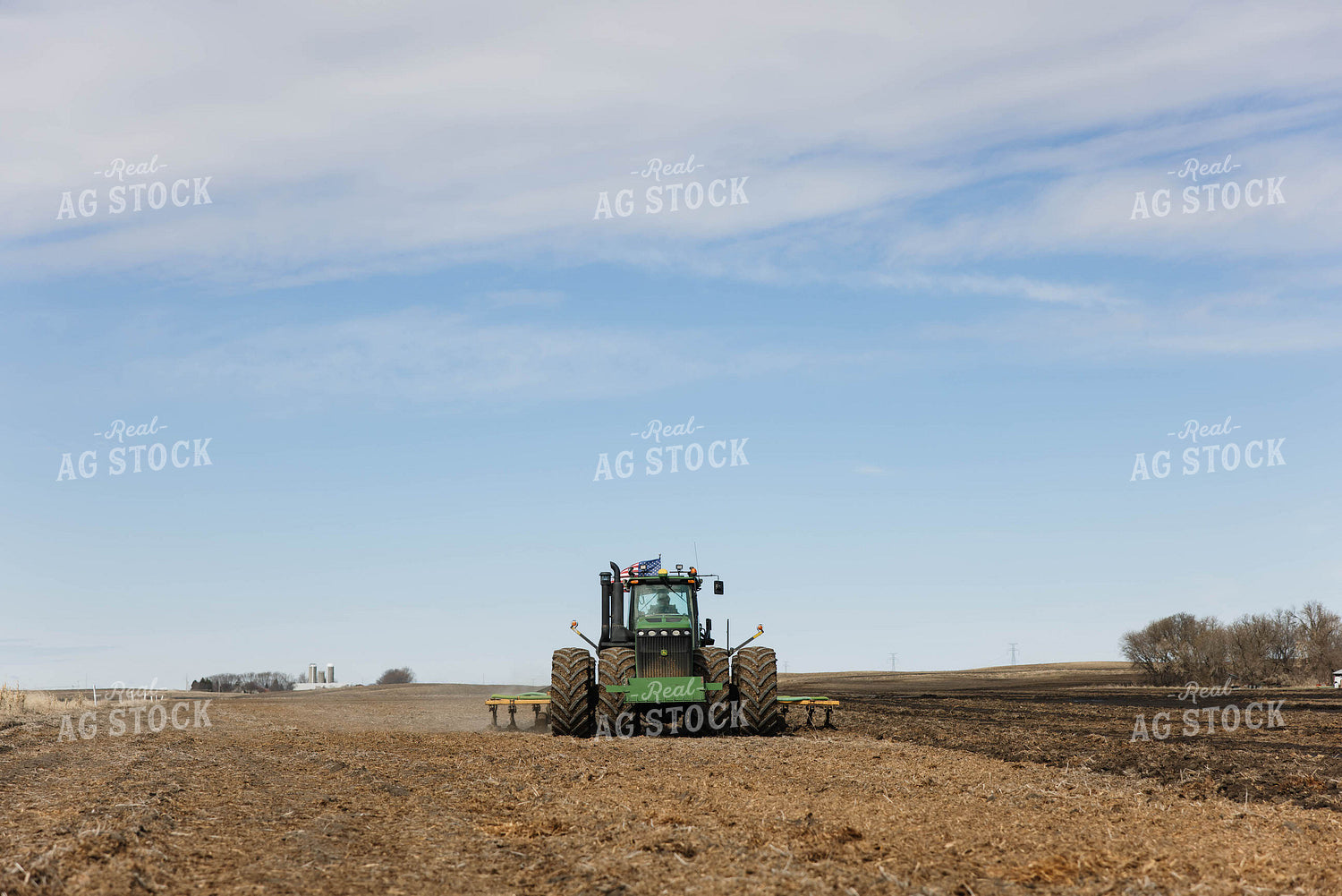Injecting Manure 152730