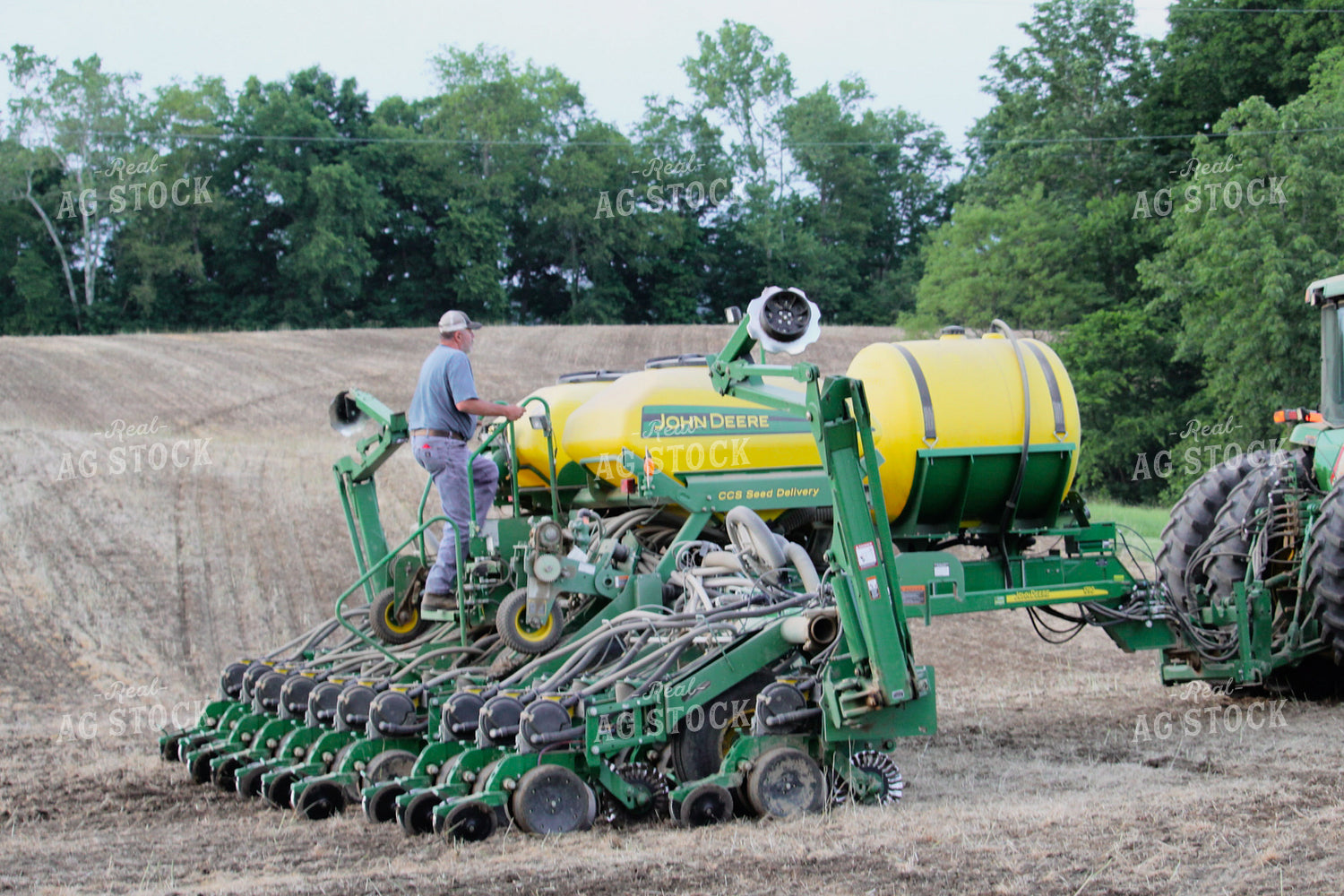 Farmer Climbing Planter 52020