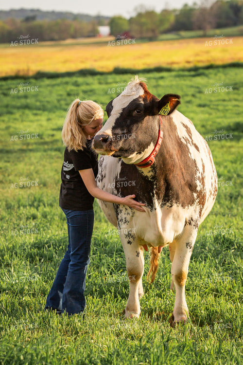 Farm Kid with Show Cow 270197