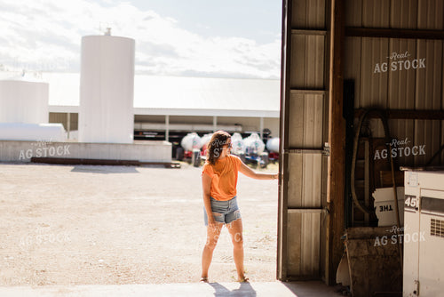 Farm Wife Opening Shop Door 8706