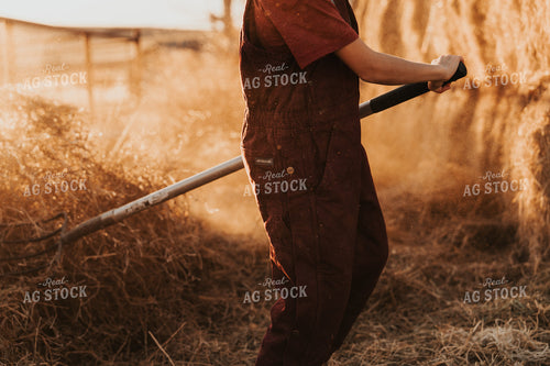 Ranch Kid Doing Chores 61226