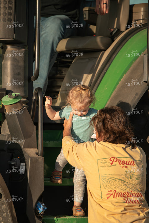 Farm Kid on Tractor 76462