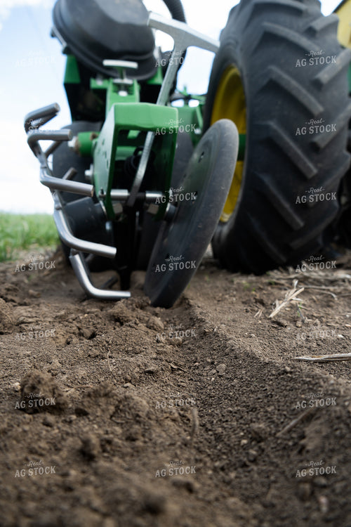 Planter Furrow 65410