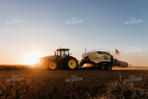 Baling Straw 152181