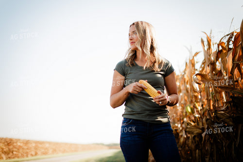 Female Agronomist Checking Corn 9209