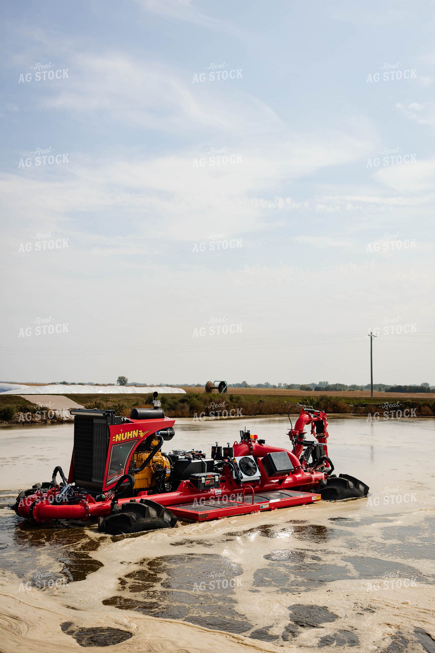 Manure Agitator Crawler in Lagoon 152312