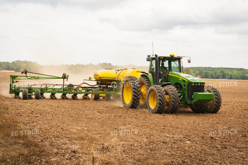 Tractor Plants Field 128025