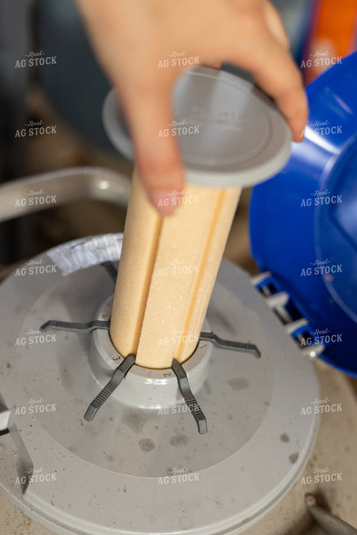 Bull Semen in Liquid Nitrogen Tank 52400