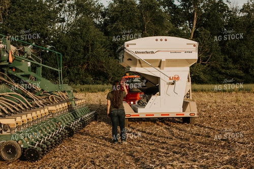 Planting 2799