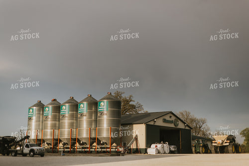 Seed Shed 7611