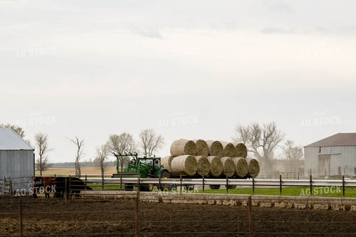 Hauling Hay 185107