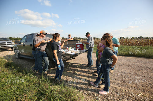 Farmers Sharing a Meal 127025
