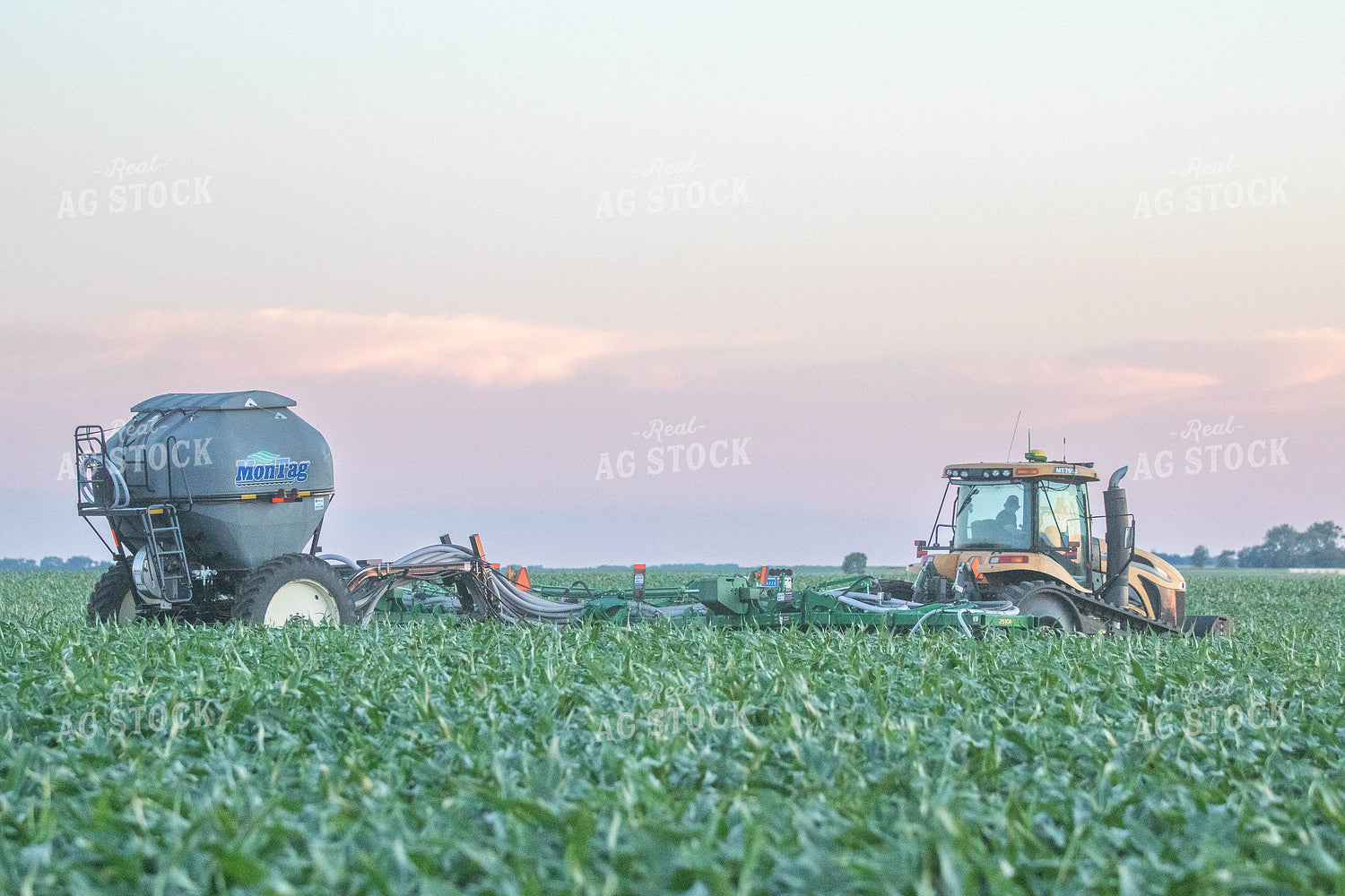 Dry Fertilizer Application 72076