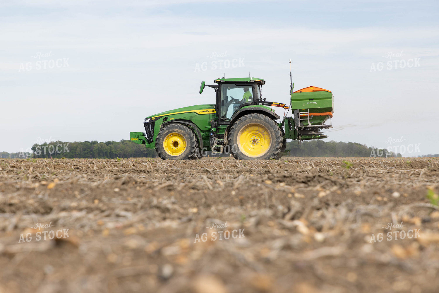 Spreading Fertilizer 79601