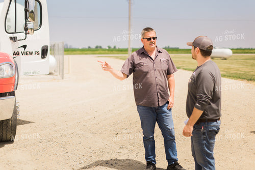 Retailers Talking by Propane Truck 8050
