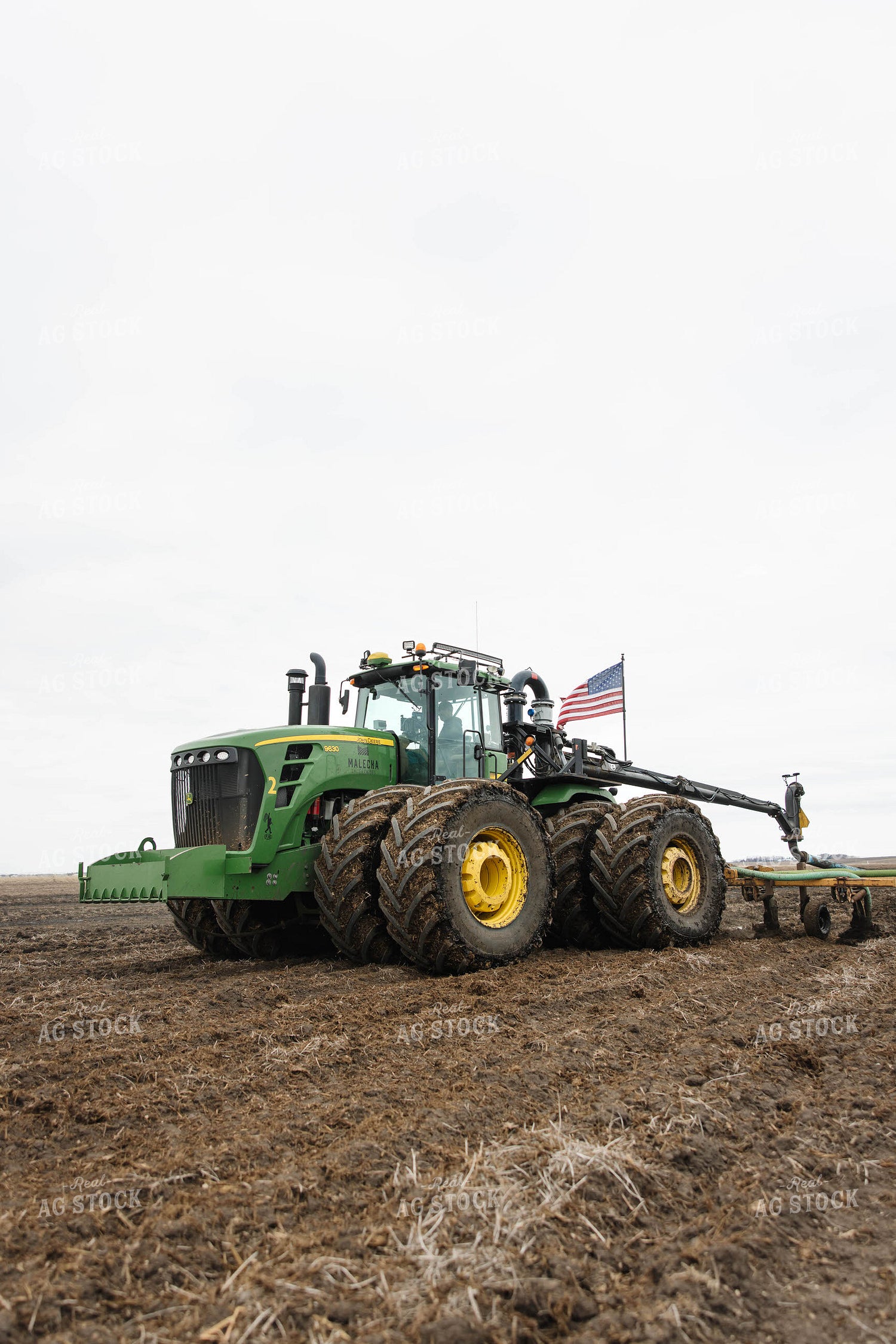 Injecting Manure 152716