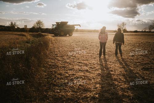 Female Farmers Talking in Field 3526