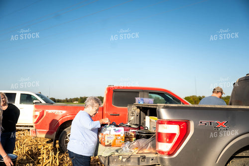 Farm Family Field Meal 115540