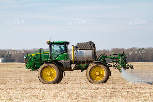 Sprayer in Field 79017
