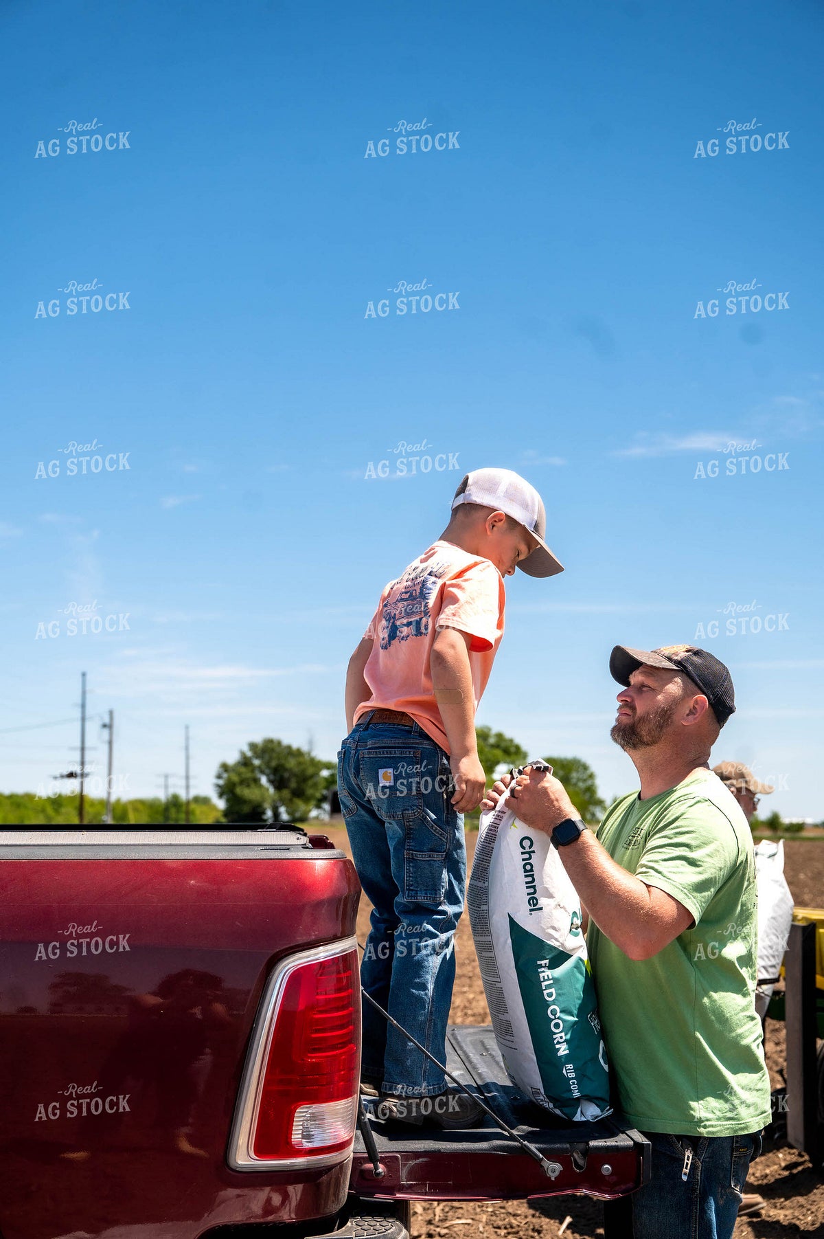 Farm Family Filling Planter 115929