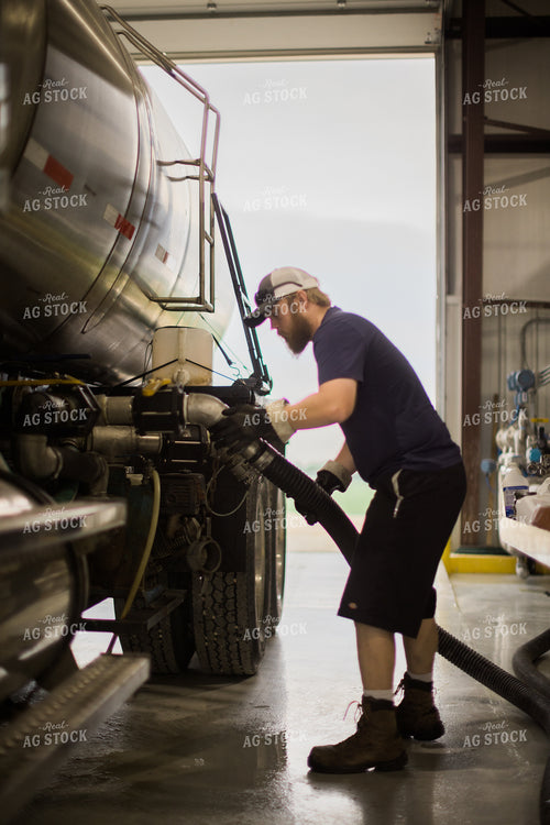 Applicator Filling Truck 7932