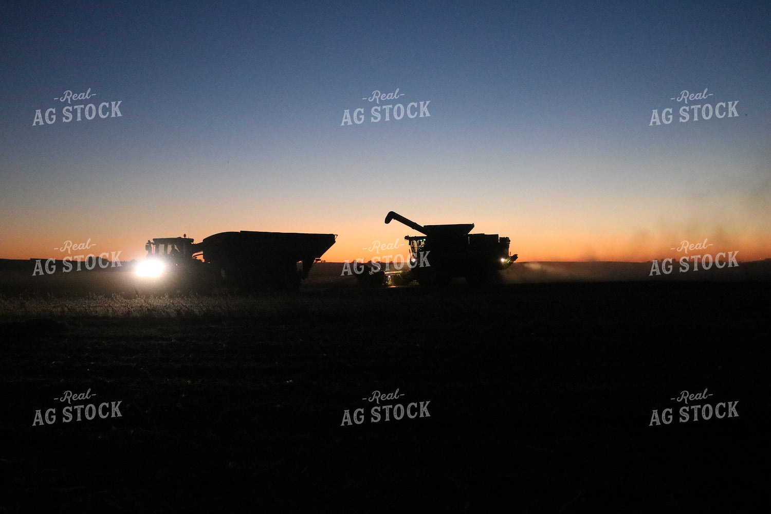Combine and Grain Cart Silhouette 82006