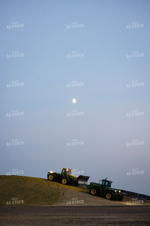 Storing Corn Silage 152560