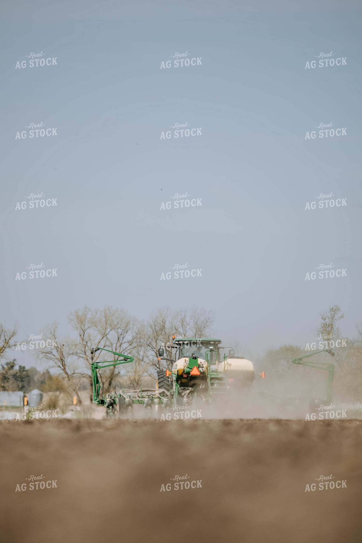 Planter in Field 77012