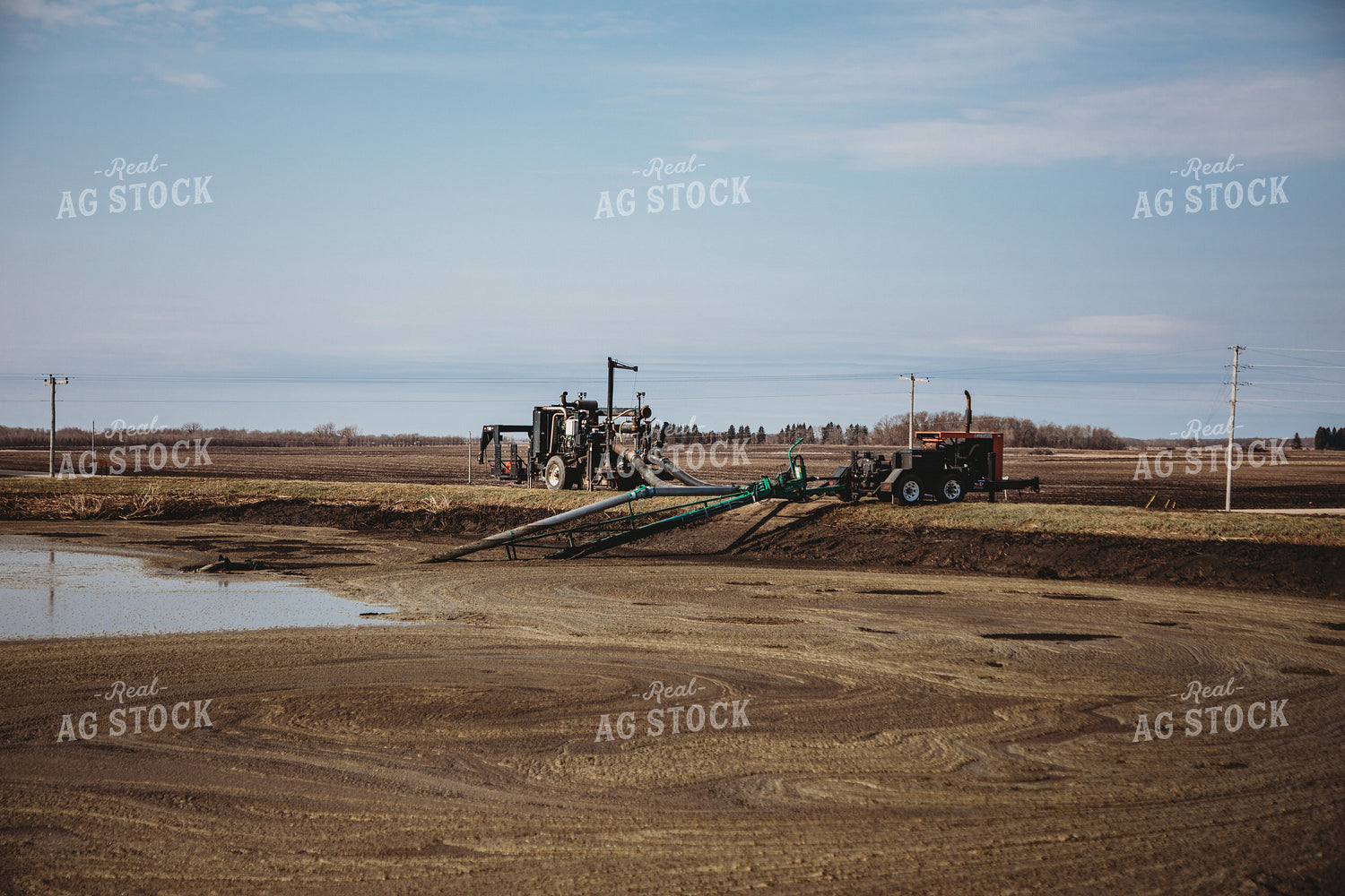 Pumping Manure from Slurry to Dragline 152162